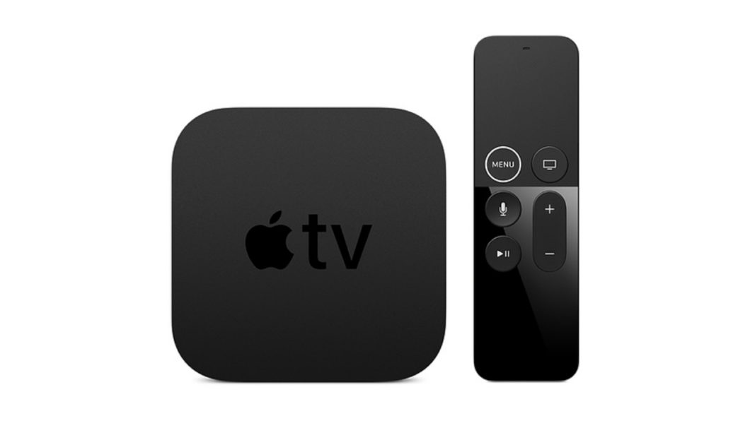 Apple TV com o controle ao lado. O fundo da imagem é branco