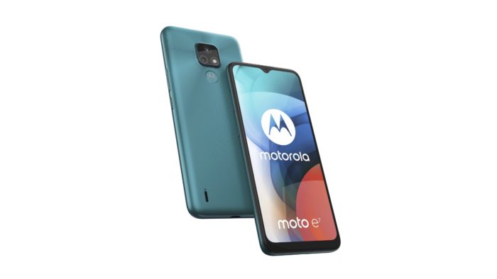 Motorola Moto E7 (Imagem: Divulgação/Motorola)