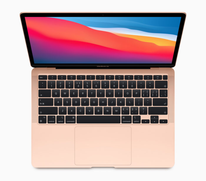 MacBook Air com chip M1 (Imagem: Divulgação/Apple)