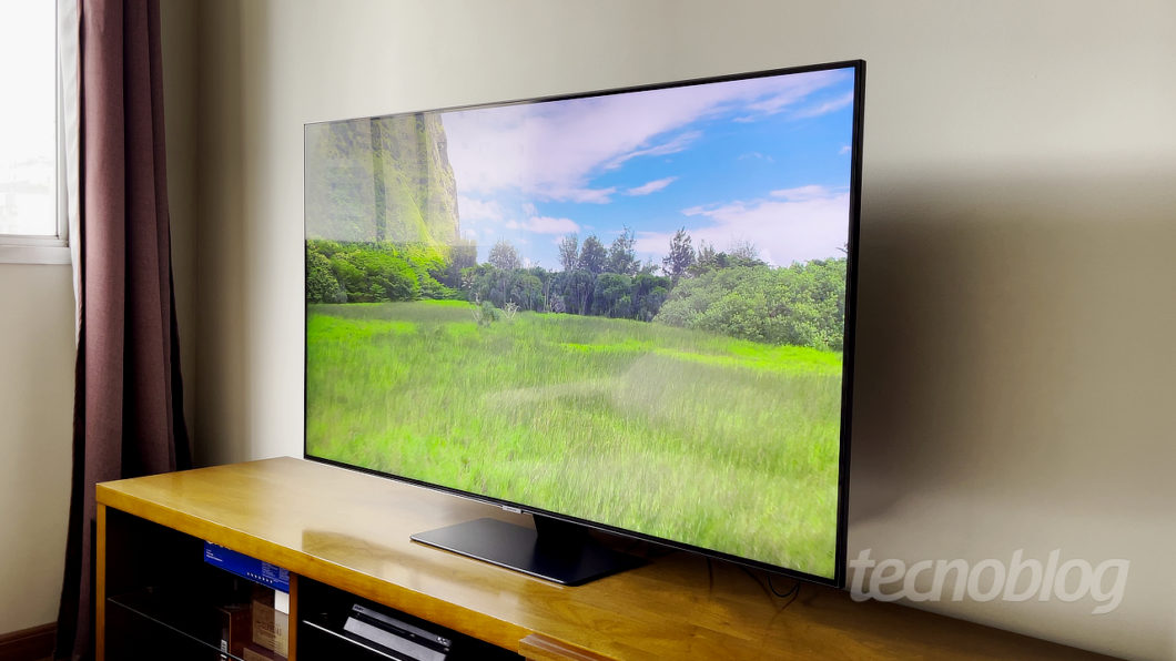 TV QLED Samsung Q80T: imagem, funções e ressalvas