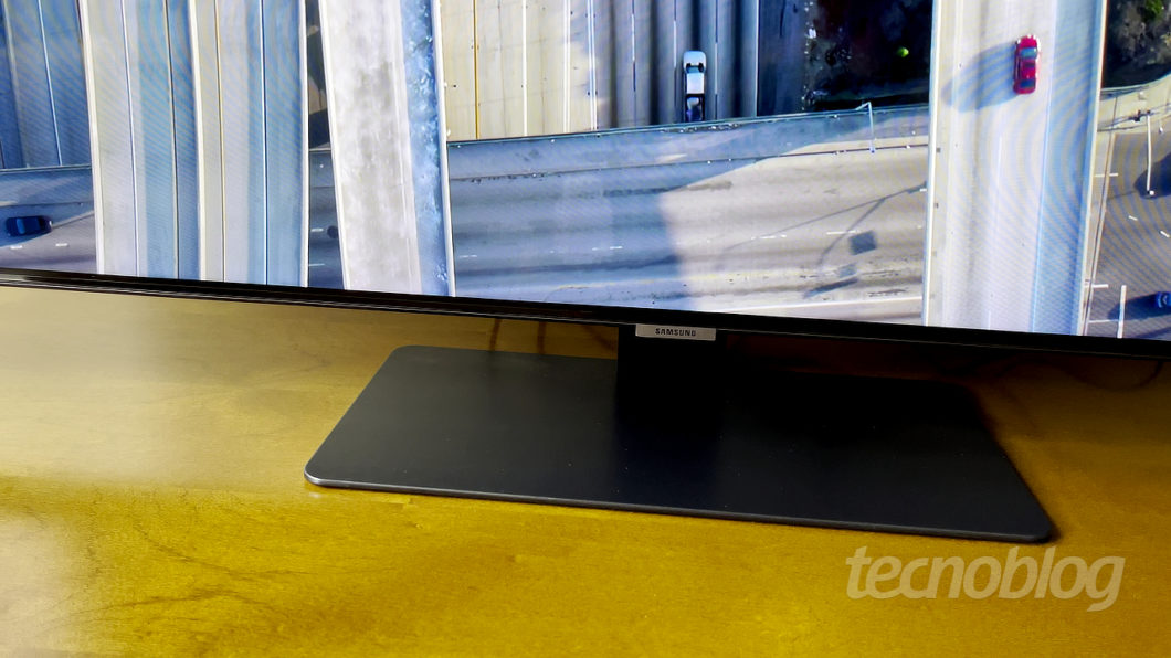 TV QLED Samsung Q80T (Imagem: Paulo Higa/Tecnoblog)
