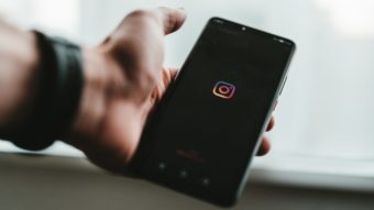 Como alterar a conta do Facebook vinculada no Instagram
