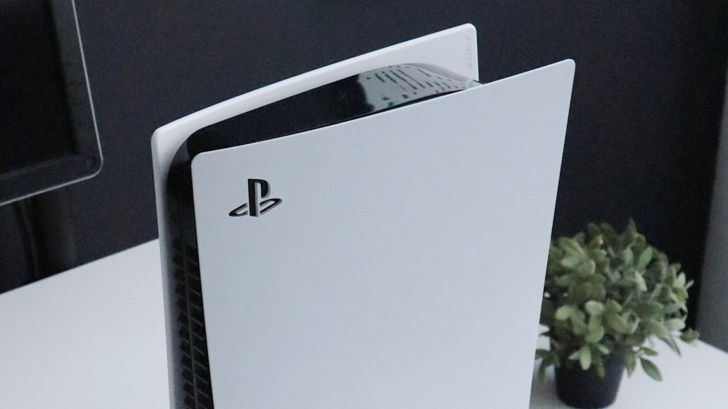 PS5 atinge 13,4 milhões de vendas, mas Sony deixa de lucrar com games