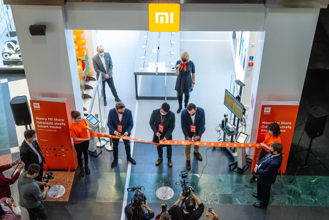 Xiaomi inaugura Mi Store na Polônia (Imagem: divulgação/Twitter)