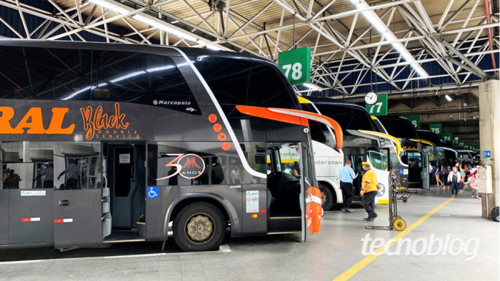 Ônibus no Terminal Rodoviário do Tietê (imagem: Emerson Alecrim/Tecnoblog)