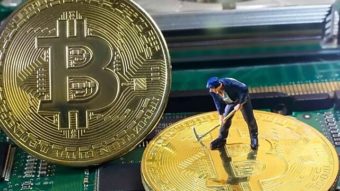 Mineração de bitcoin e outras moedas causa crise de energia em mais um país