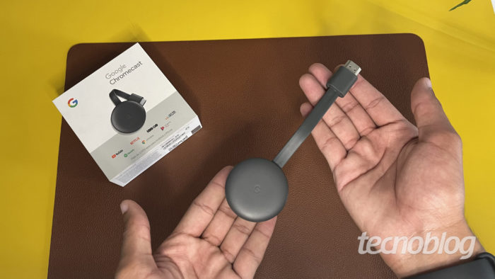 Chromecast de 3ª geração (Imagem: Darlan Helder/Tecnoblog)