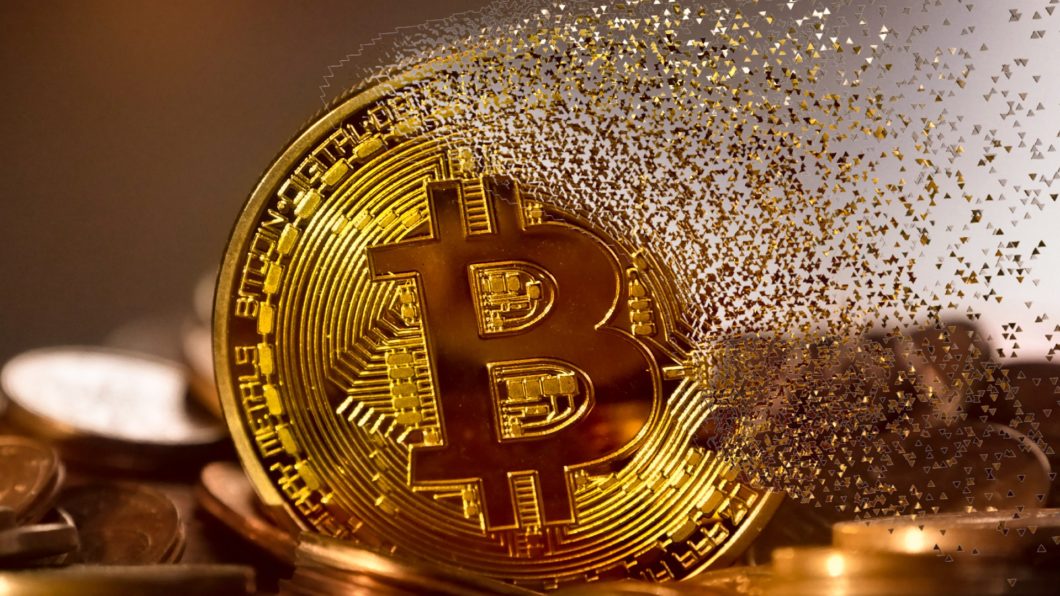 Bitcoin cai para abaixo dos US$ 30 mil pela primeira vez desde o começo do ano (Imagem: Mohamed Hassan/Pixabay)