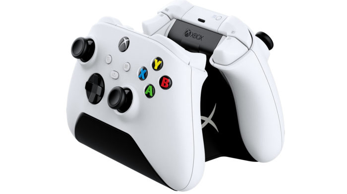 ChargePlay Duo com controle do Xbox Series S (Imagem: divulgação/HyperX)