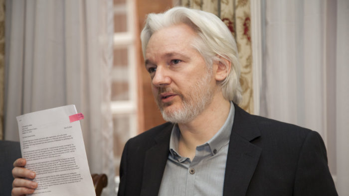 EUA prometem não torturar Assange, do WikiLeaks, em caso de extradição