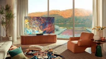 Samsung anuncia TVs Neo QLED 8K e 4K com controle remoto solar