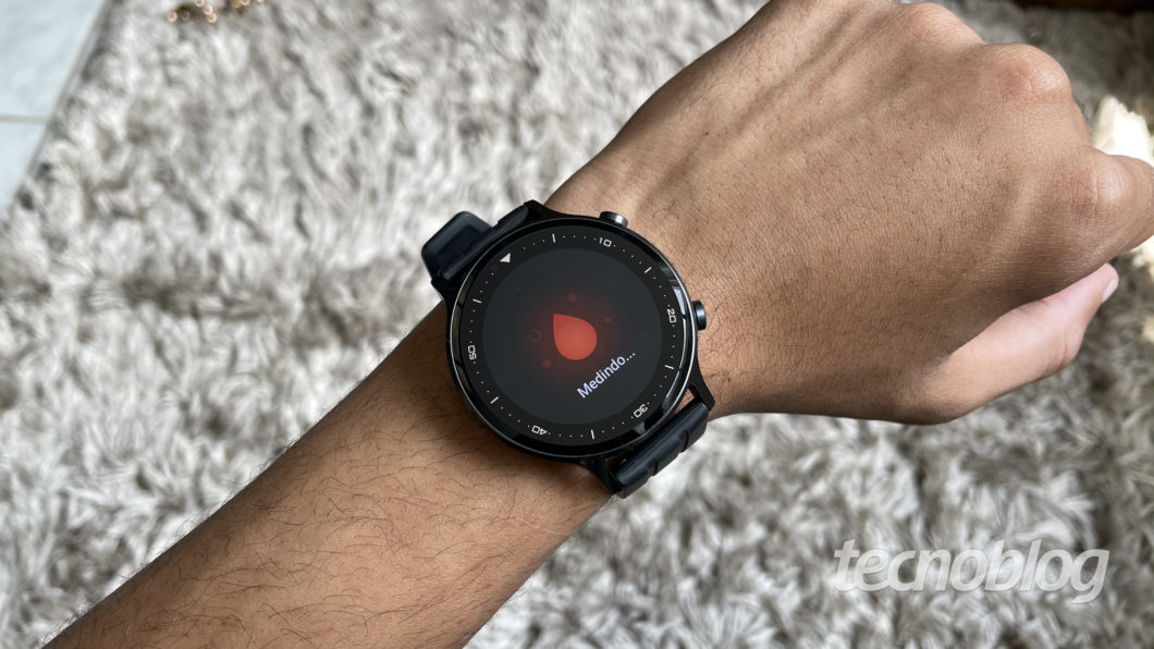 Realme Watch S (Imagem: Darlan Helder/Tecnoblog)