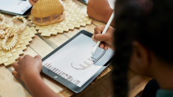 Apple Pencil para iPad ganha mais recursos para quem escreve em português