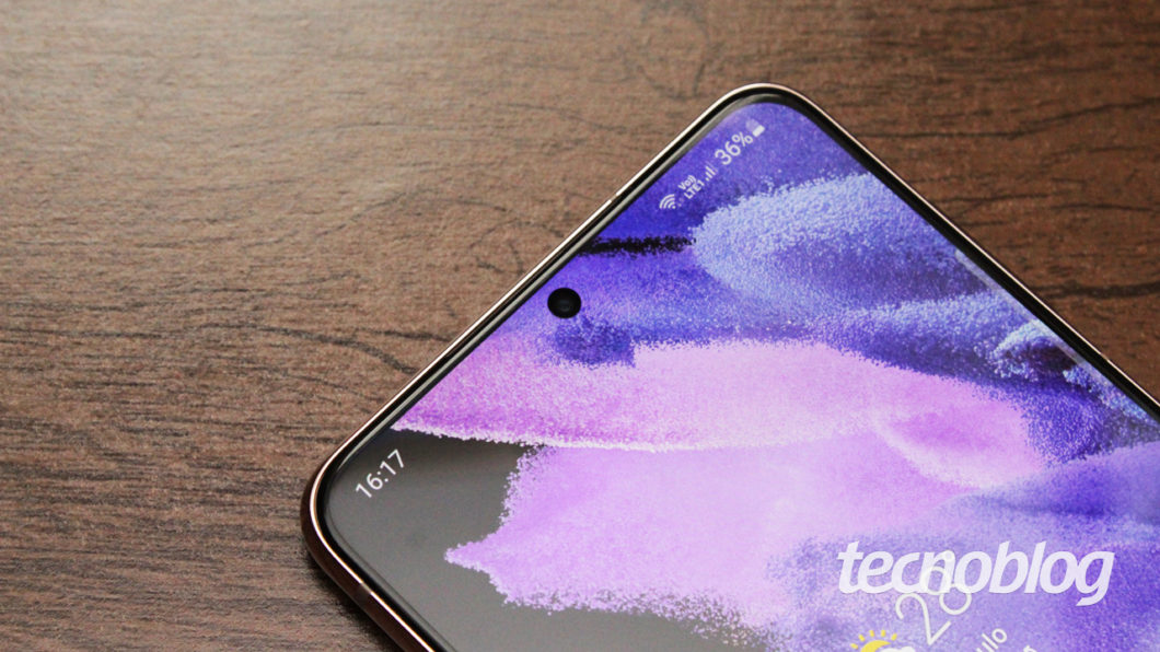 Tela do Samsung Galaxy S21+ (imagem: Emerson Alecrim/Tecnoblog)