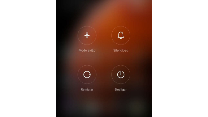 Reiniciar o celular deixa o Android mais rápido (Imagem: Leandro Kovacs/Reprodução)