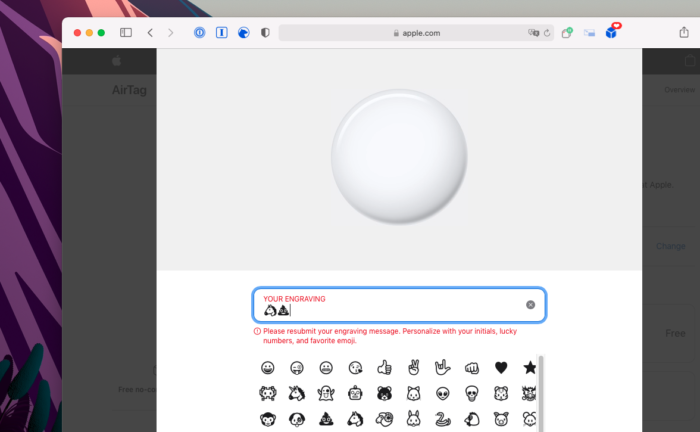 Loja da Apple emite erro ao escolher sequência de emojis para personalizar AirTag (Imagem: Reprodução/Tecnoblog)