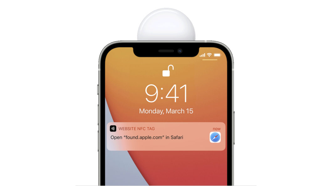 Apple AirTag emite mensagem com informações para entrar em contato com o dono do gadget perdido via NFC (Imagem: Reprodução/Apple)
