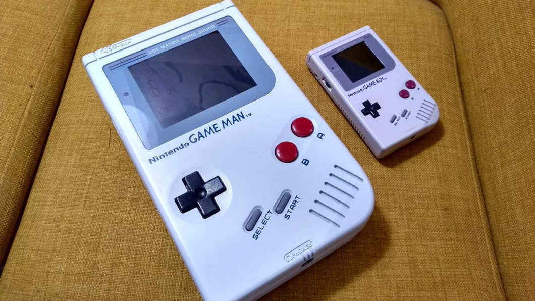 Game Man é quatro vezes maior que o Game Boy (Imagem: Reprodução/YouTube Grumpy Modeler)