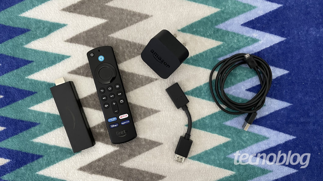 Amazon Fire TV Stick 4K (Imagem: Darlan Helder/Tecnoblog)