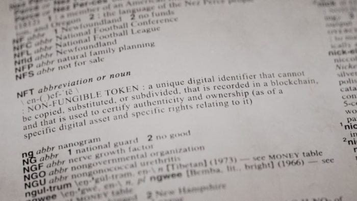 Dicionário Merriam-Webster vende definição de NFT como ativo digital NFT