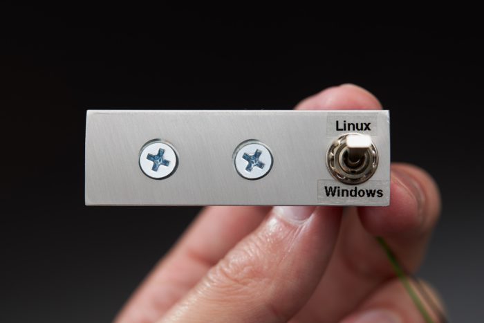 Seletor Windows x Linux (imagem: divulgação/Stephen Holdaway)