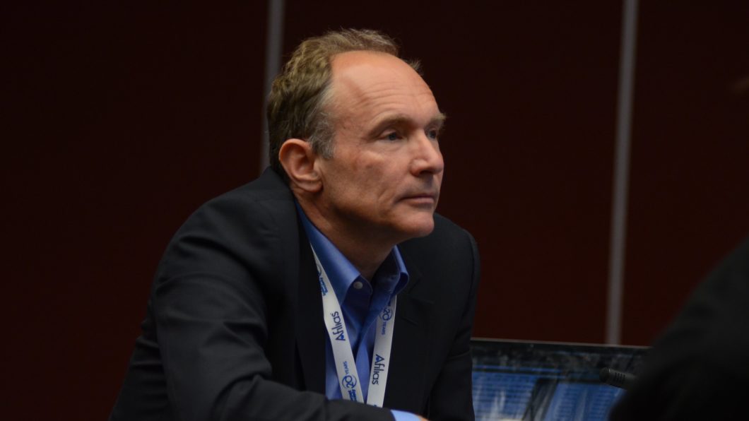 Tim Berners-Lee, inventor da World Wide Web (Imagem: Elon University/Flickr)