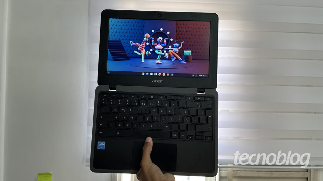Acer Chromebook C733 (Imagem: Darlan Helder/Tecnoblog)