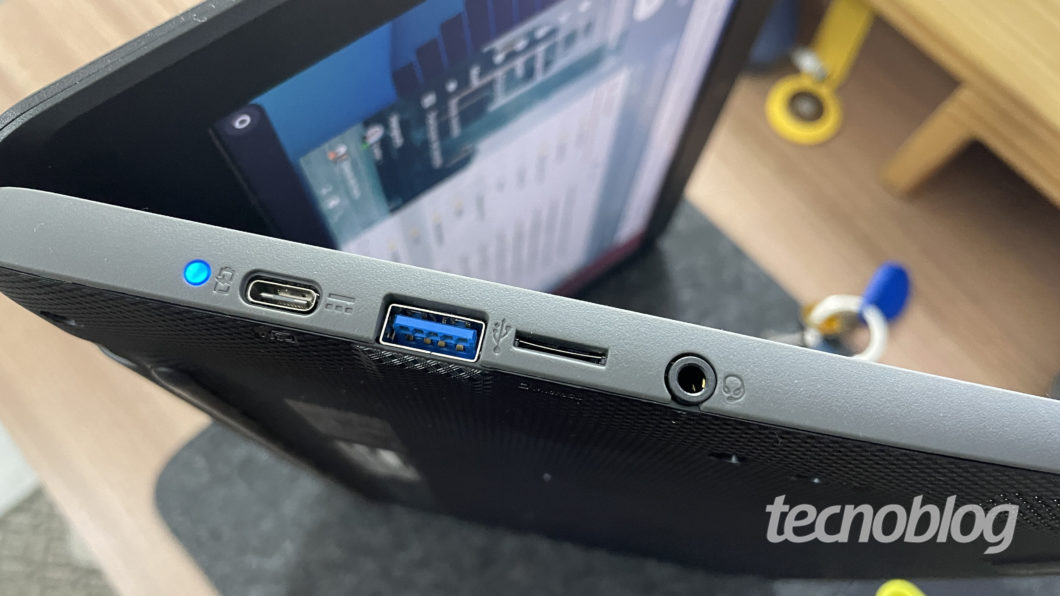 Acer Chromebook C733 (Imagem: Darlan Helder/Tecnoblog)