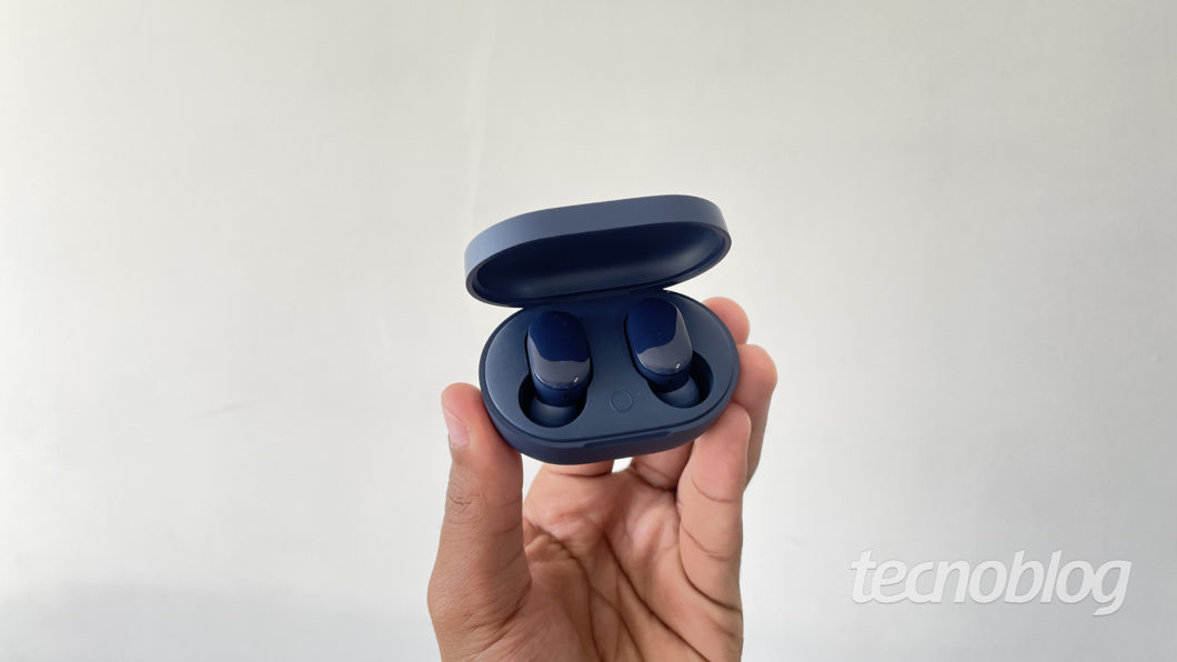 Xiaomi Redmi AirDots 3 (Imagem: Darlan Helder/Tecnoblog)