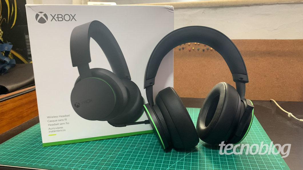 Headset Sem Fio Xbox chegou ao Brasil (Imagem: Felipe Vinha/Tecnoblog)