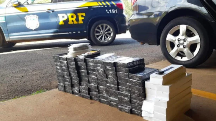 iPhones apreendidos pela Polícia Rodoviária Federal (Imagem: PRF/Divulgação)