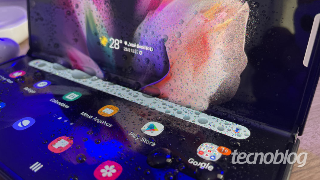 Samsung Galaxy Z Fold 3 (Imagem: Darlan Helder/Tecnoblog)