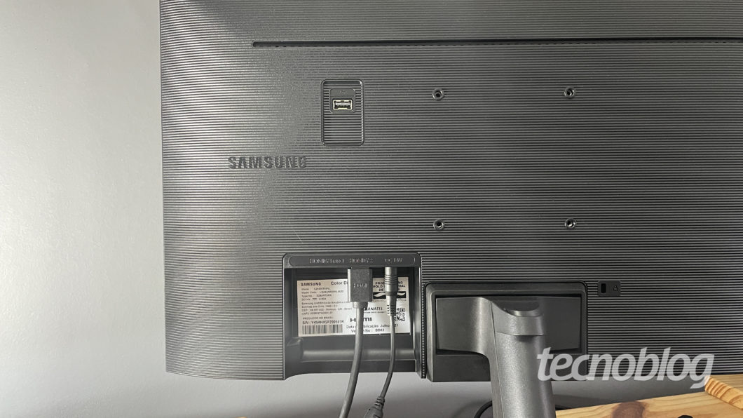 Smart Monitor Samsung M5 (Imagem: Darlan Helder/Tecnoblog)