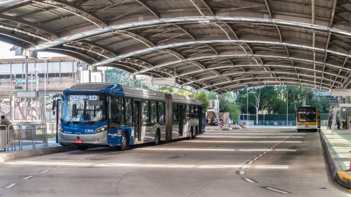 São Paulo começa a testar pagamento de passagem de ônibus com QR Code
