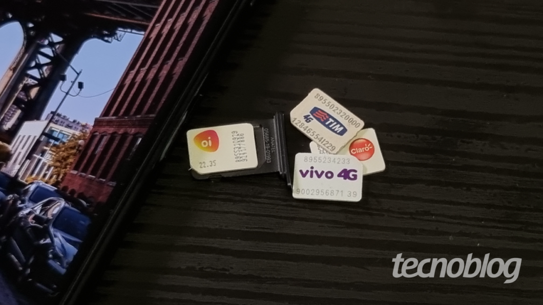 Chip (SIM Card) from Claro, Oi, TIM and Vivo