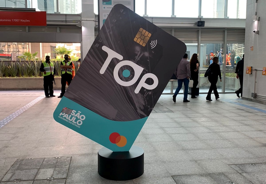 Promotion of the Top card in São Paulo (image: Facebook/Top)