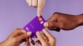 Nubank está com falha no app: dados do cartão de crédito e fatura não aparecem