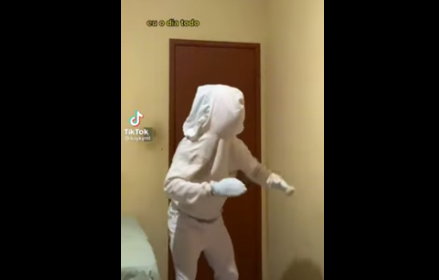 boneco branco dançando｜Pesquisa do TikTok
