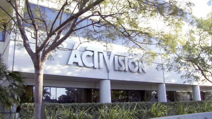 Funcionários da Activision protestam contra demissões em estúdio de CoD