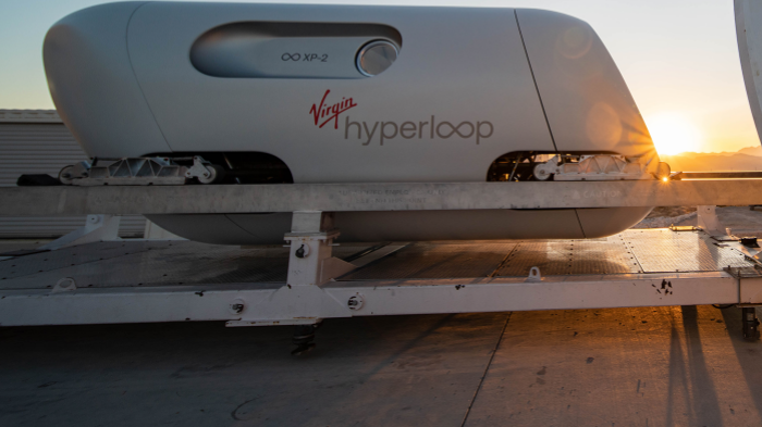 Visão externa do veículo hyperloop (Imagem: Virgin/Divulgação)
