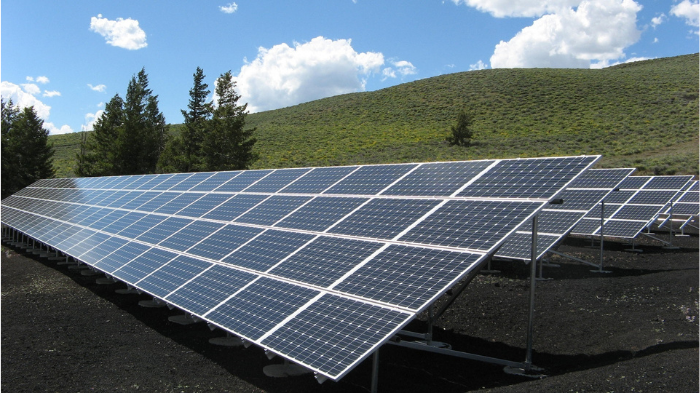 Qual a diferença entre energia solar on grid e off grid?