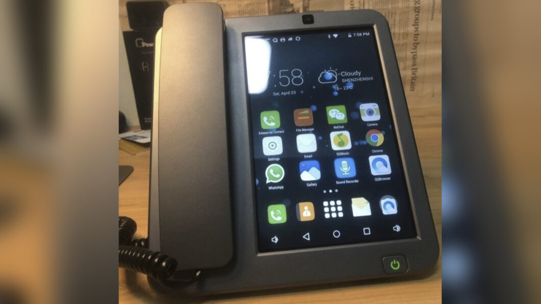 KT5 (3C) desktop phone with Android (Image: Playback/Twitter)