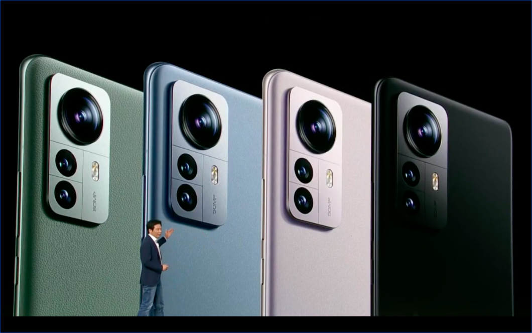 Sucessor do Xiaomi 12 Pro (foto), Xiaomi 13 Pro pode ter três câmeras de 50 MP (Imagem: Reprodução)