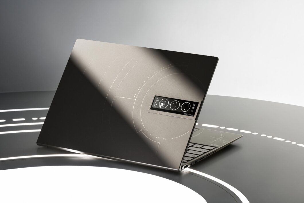 Asus Zenbook 14X OLED Space Edition (Imagem: Divulgação)
