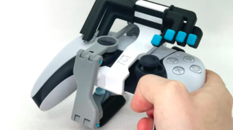 Adaptador para controle do PS5 permite jogar com uma só mão