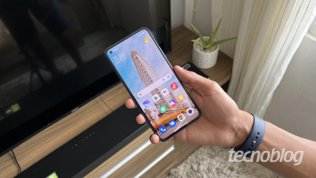 Xiaomi 11 Lite 5G NE (Imagem: Darlan Helder/Tecnoblog)