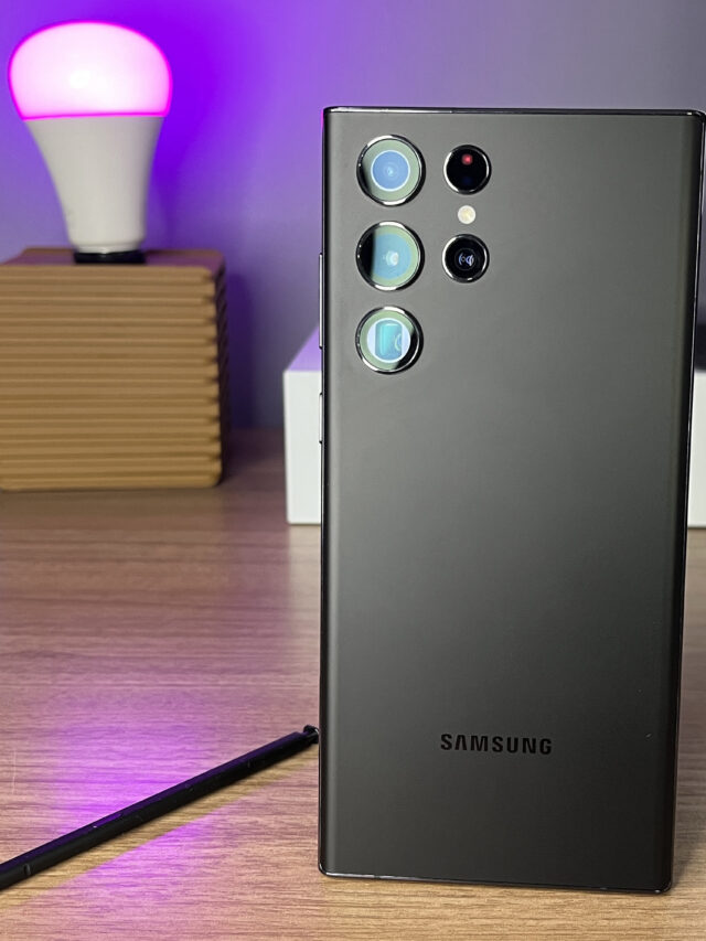 Samsung Galaxy S22 Ultra (Imagem: Darlan Helder/Tecnoblog)