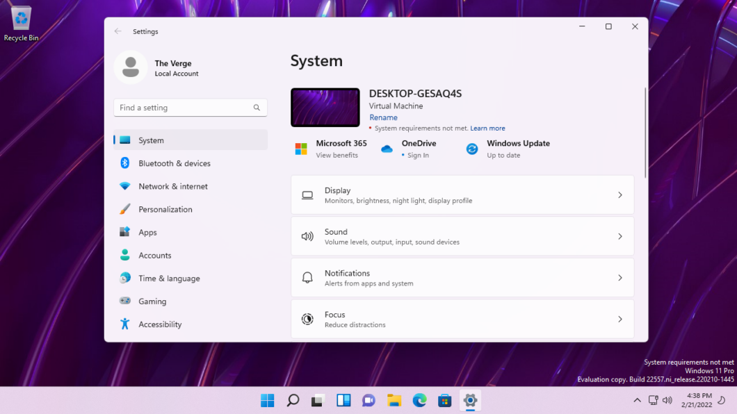 Windows 11 exibe notificação caso computador não atenda aos requisitos mínimos do sistema (Imagem: Reprodução/The Verge)