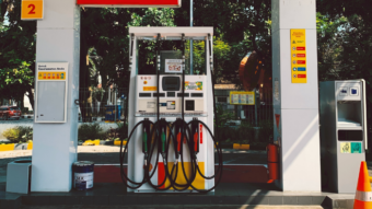 4 apps para acompanhar e comparar o preço do combustível