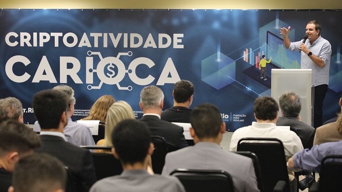Prefeito do Rio de Janeiro, Eduardo Paes, em evento "Criptoatividade Carioca"